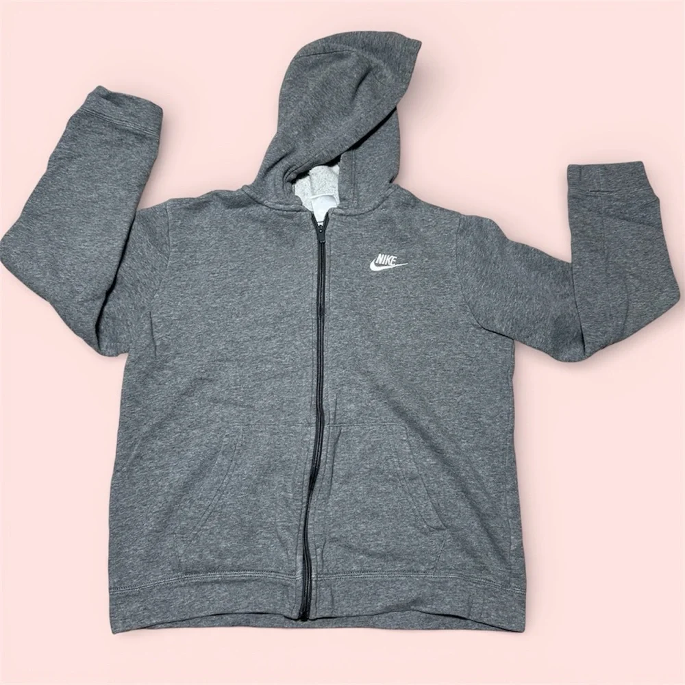 Nike full zip hoodie Size XL classic comfy athletic unisex sportswear winterwear